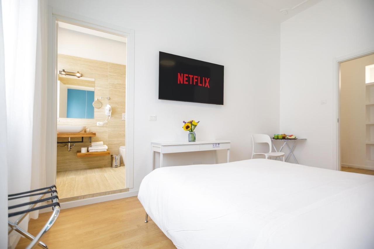 Le Suite Di Bluemoon Cagliari Buitenkant foto