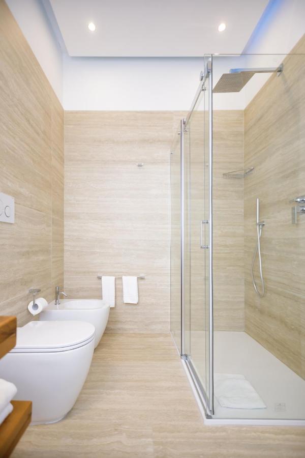Le Suite Di Bluemoon Cagliari Buitenkant foto