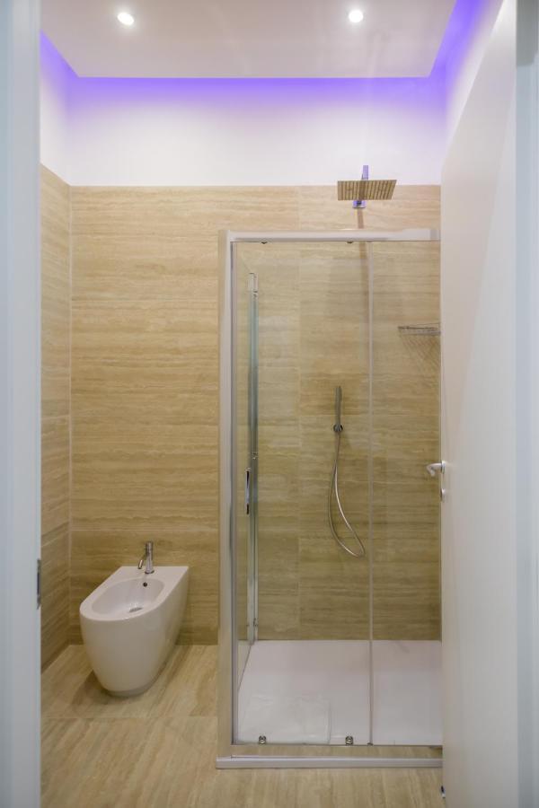 Le Suite Di Bluemoon Cagliari Buitenkant foto